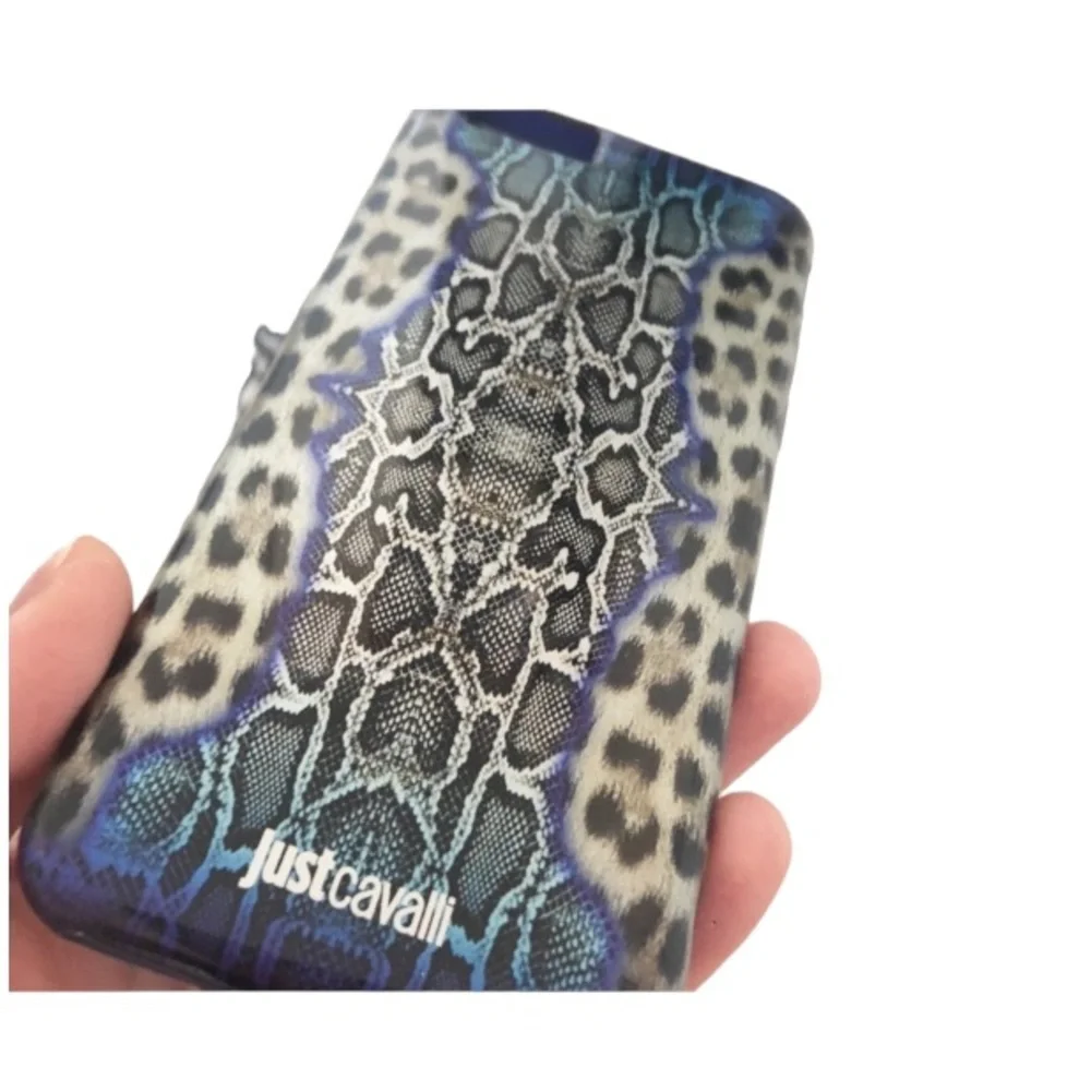 Roberto Cavalli animal print iPhone 6/7/8 Case Bundle set of 2 like new